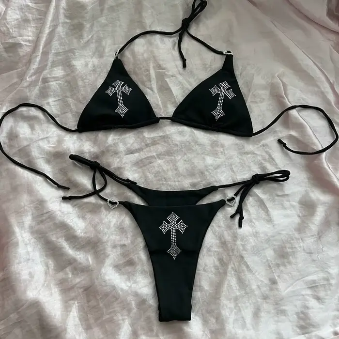 Y2K Sexy strass croix Bikini Kawaii Bikini gothique Bikini maillot de bain Goth maillot de bain vaca