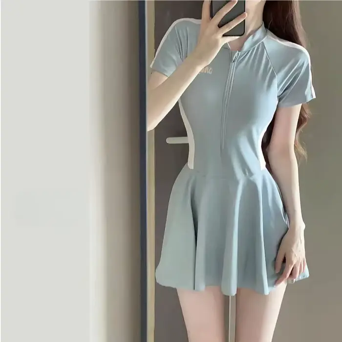 Maillot de bain modeste pour femme à manches courtes