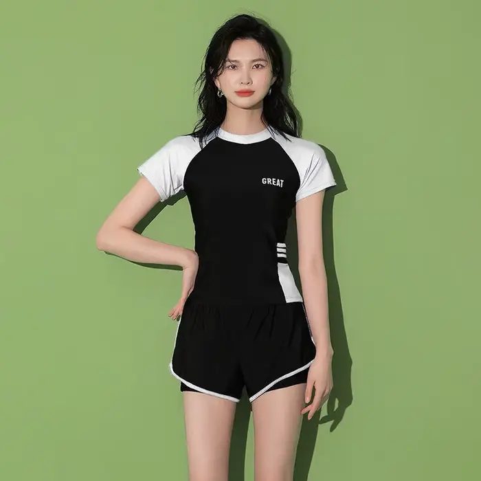 Maillot de bain deux pièces à manches courtes, short double couche taille haute, adapté pour la plag