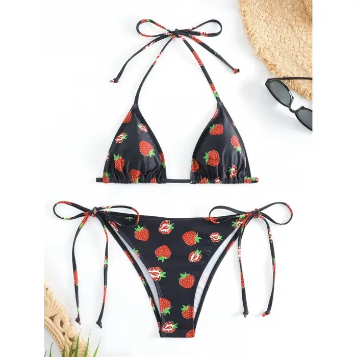 2025 Maillot de bain bikini imprimé fraises sexy, tendance, frais et mignon, noir, avec liens à troi