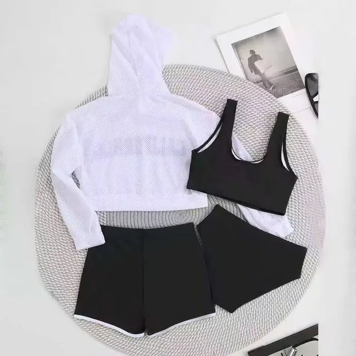 Maillot de bain sportif 4 pièces pour filles 2026 – Hauts et shorts de bikini pour enfants – Tenue