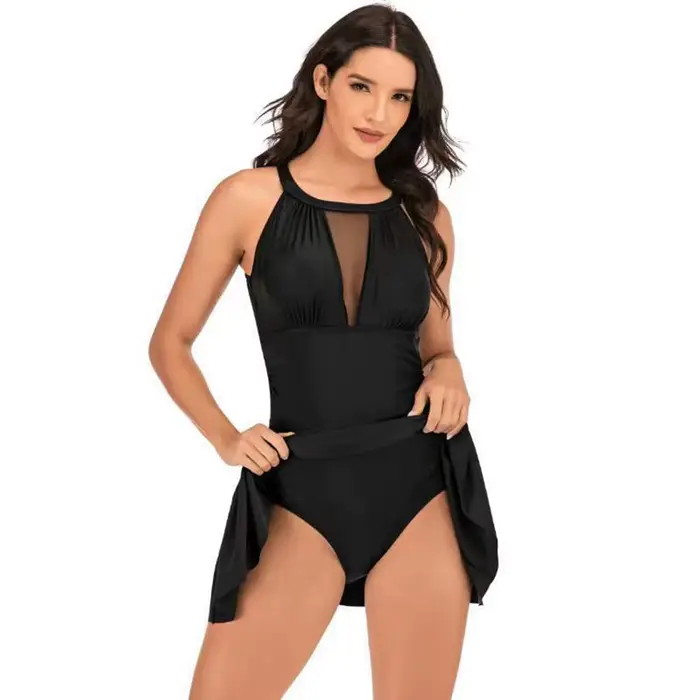 Maillot de bain pour femmes avec short
