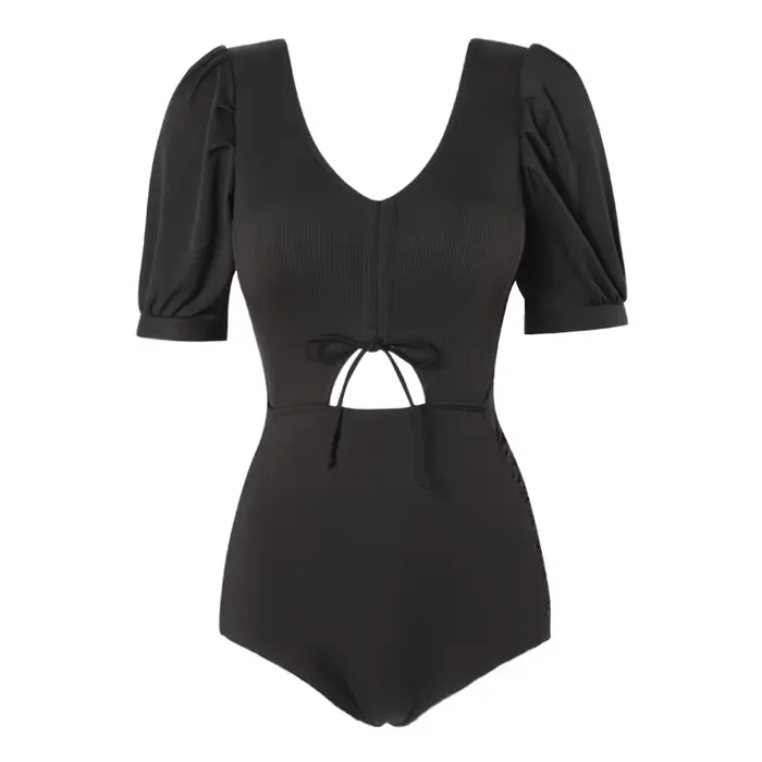 Maillot de bain une pièce froncé sur le devant pour femme, monokini noir découpé coréen, vêtement de