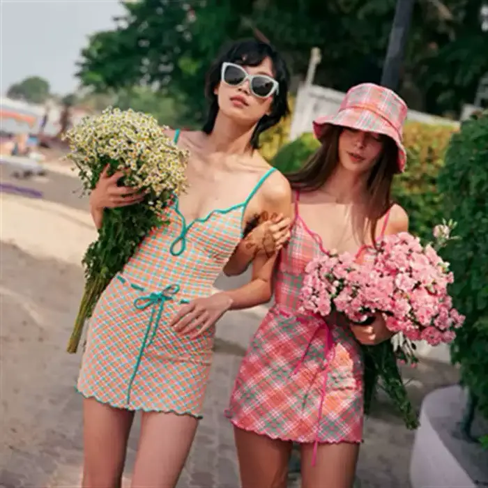 Maillot de bain une pièce à carreaux pour femmes, jupe amincissante, Style vacances, frais, rétro, transfrontalier, sans coussinet de manches, 2026ins
