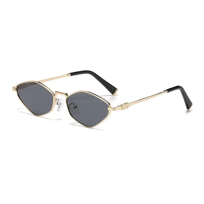 Lunettes de soleil en métal en forme de losange tendance pour femmes, polyvalentes pour la photograp
