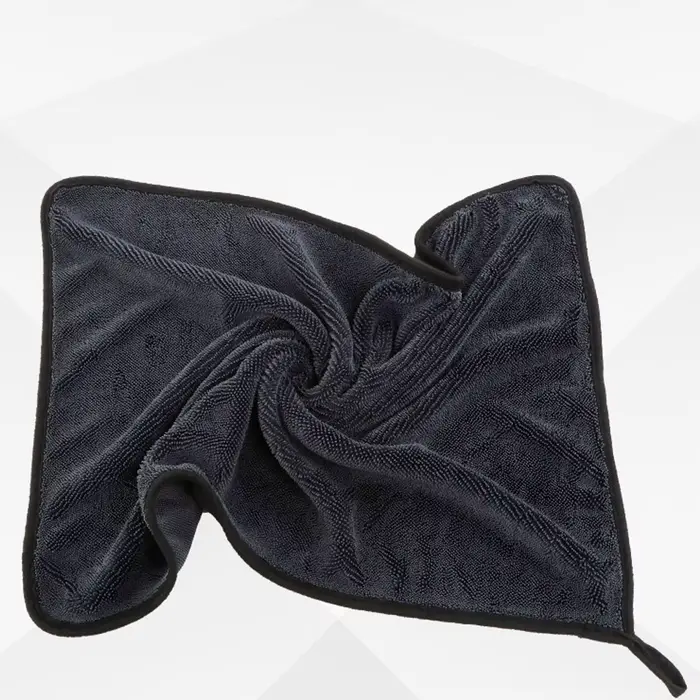 Serviette de bain brillante en 4 tailles