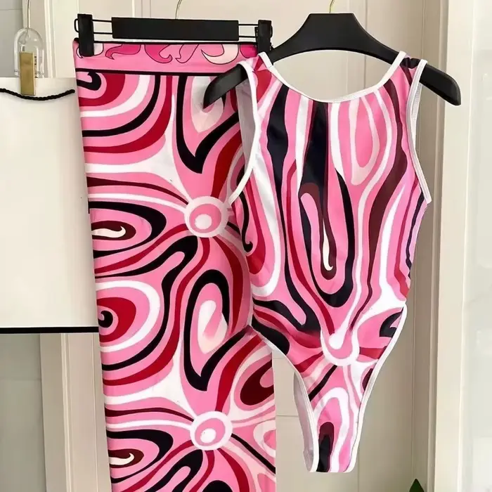 Ensemble de maillot de bain bikini sexy de créateur italien, écharpe rose classique pour femme, collection 2026
