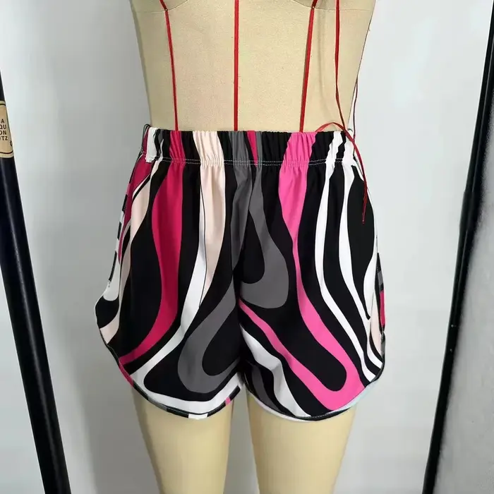 Maillot de bain en soie rose sans bretelles pour femme, design classique 2026, haut de gamme, sexy, 