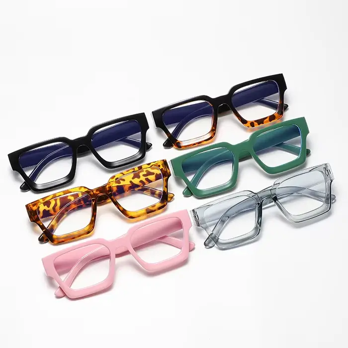 Nouveau Transparent ordinateur lunettes cadre femmes hommes Anti lumière bleue lunettes carrées bloc